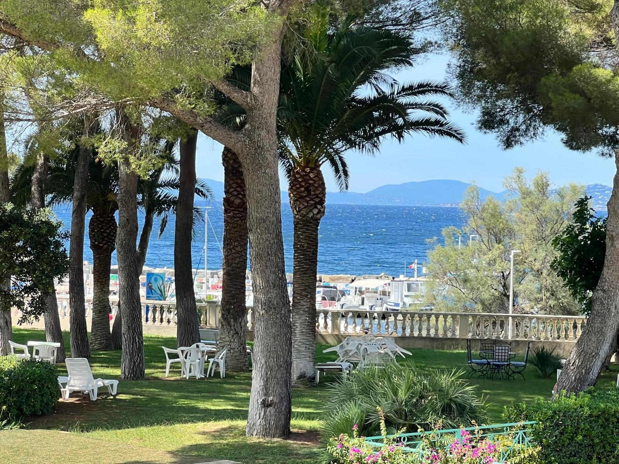 Duplex T3 Boulouris Pieds Dans L Eau Apartment Saint-Raphaël
